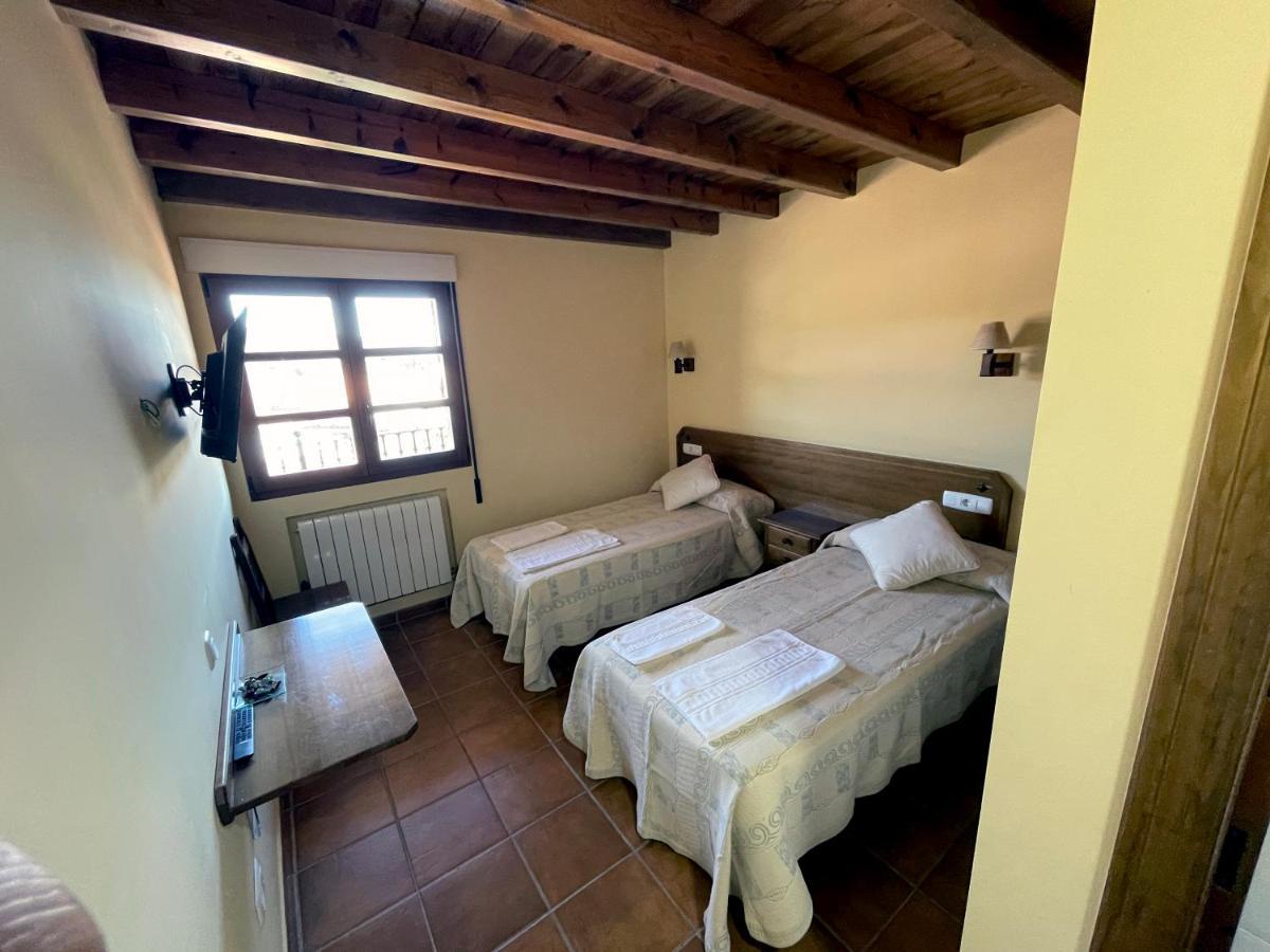 Hotel La Guarida De La Lleira Ferreras de Arriba Zewnętrze zdjęcie