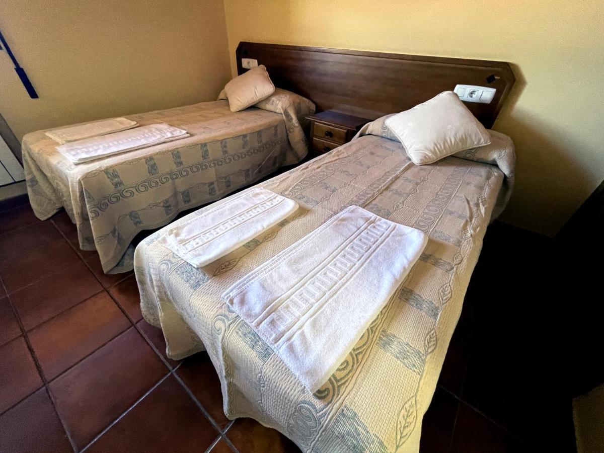 Hotel La Guarida De La Lleira Ferreras de Arriba Zewnętrze zdjęcie
