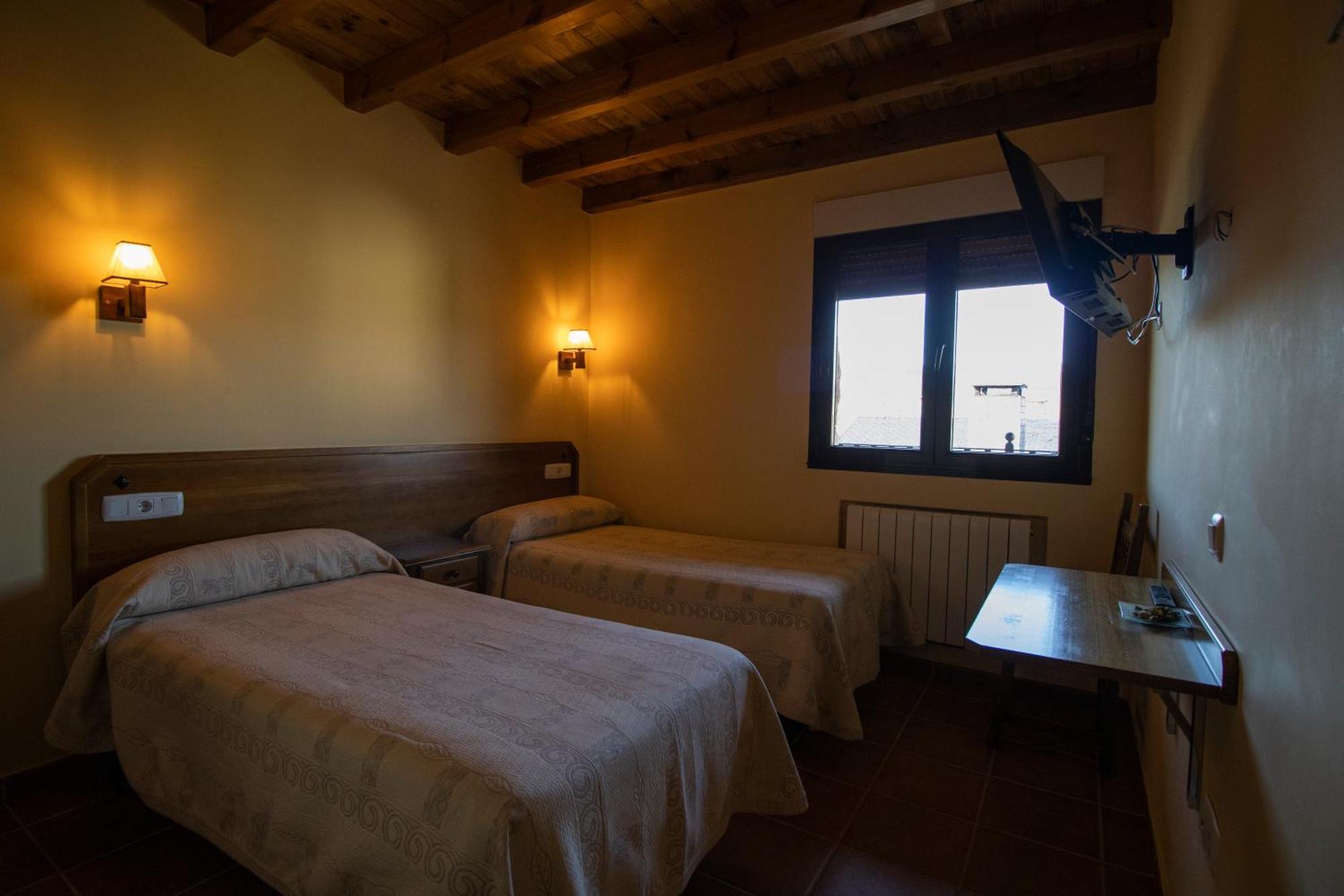 Hotel La Guarida De La Lleira Ferreras de Arriba Zewnętrze zdjęcie